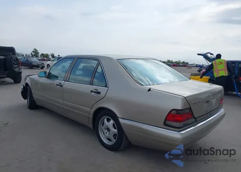 1999 Mercedes-Benz S 320 from USA, damaged, VIN WDBGA33G9XA415553